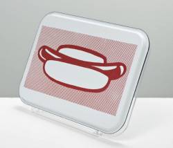 Artwork: Hot Dog Tray #2, 1964 (RLCR 879) Photo: Brian Forrest, Frederick R. Weisman Art Foundation, Los Angeles