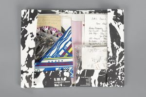 Hat, 1968 (RLCR 1527). S.M.S., no. 4, portfolio