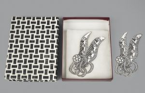 Large Jewels Paper Pins, c. 1992 (RLCR 4140). Storage box made by the artist's studio manager