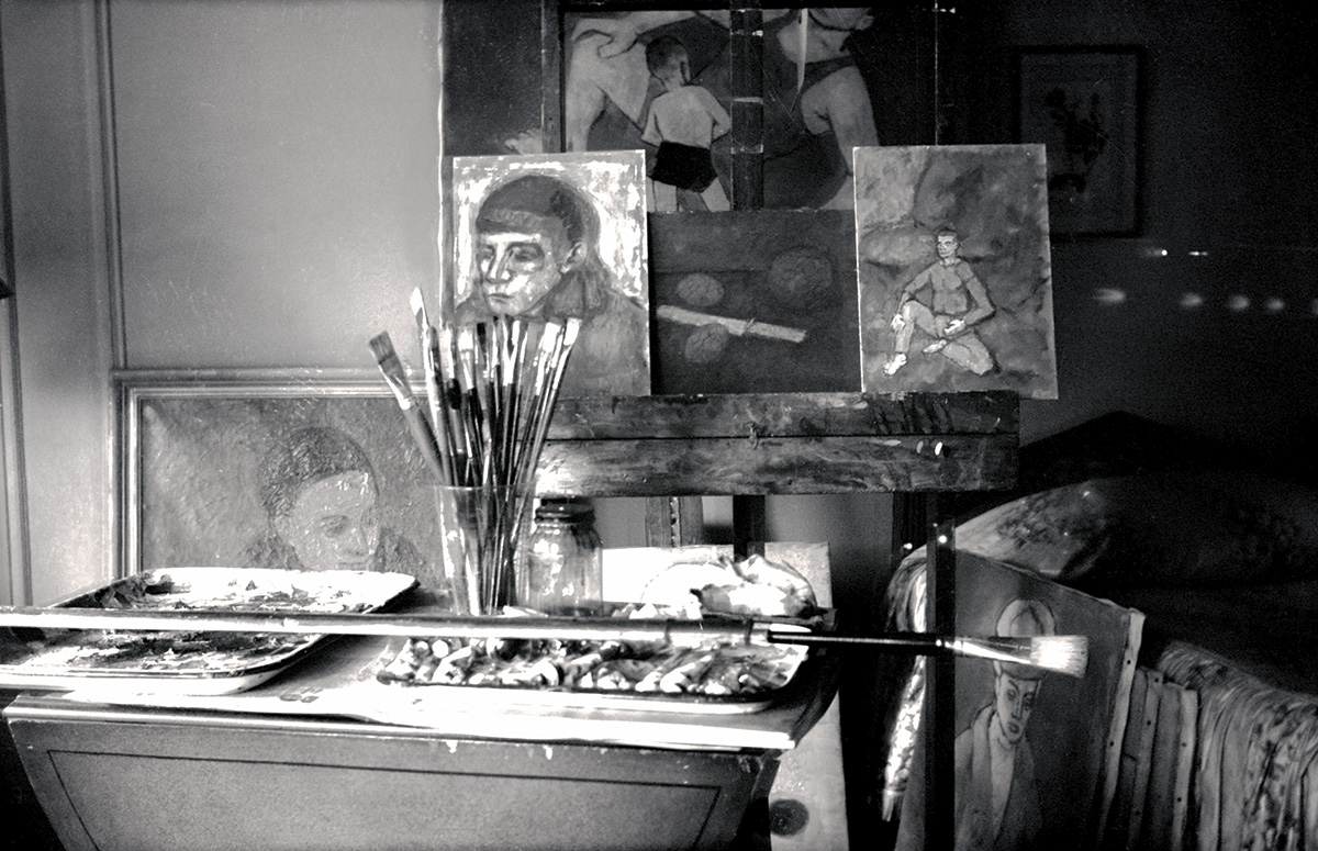 From RLF Archives: The artist's work space in his bedroom in Columbus, Ohio, with this work in the background Photo: Photographer unknown, courtesy RLF Archives