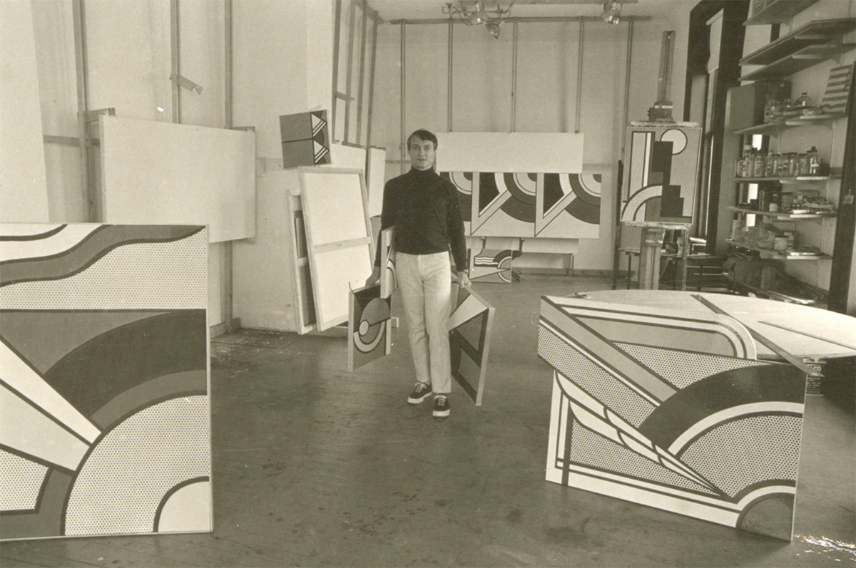 At the 190 Bowery studio in 1967, with RLCR 1351, RLCR 1352, RLCR 1354, RLCR 1359, RLCR 1361, RLCR 1369 and RLCR 1430. Photo: Judy B. Ross, courtesy RLF Archives; artwork © Estate of Roy Lichtenstein
