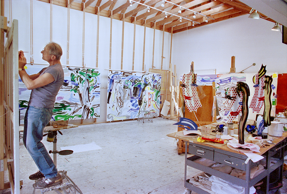 Working at the Southampton studio in 1987 with RLCR 3606, RLCR 3507, RLCR 3508, RLCR 3510, RLCR 3629 and RLCR 3671. Photo: Bob Adelman; Artwork © Estate of Roy Lichtenstein
